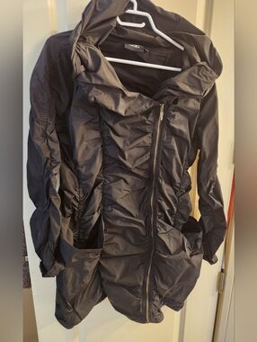 Ruched Adjustable Collar Jacket in Black